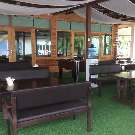 Check In And Chill Out Hotel Ban Laem Sok Luaran gambar
