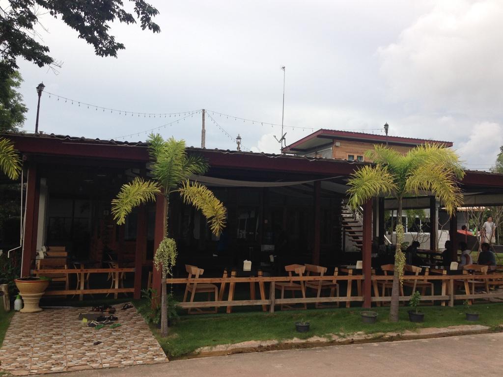 Check In And Chill Out Hotel Ban Laem Sok Luaran gambar